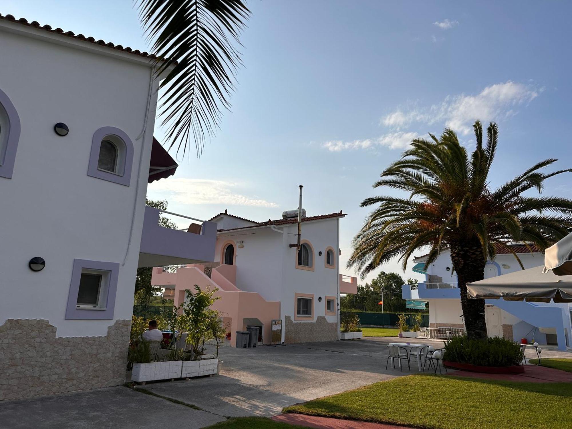 7Syn7 Oreu Exterior foto